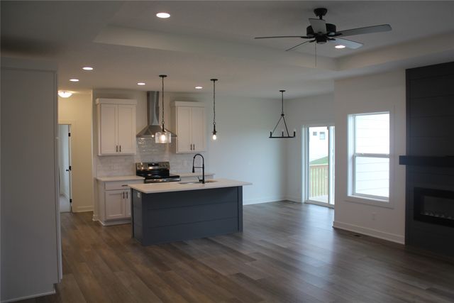 65 NW Hidden Knoll, Waukee, IA 50263