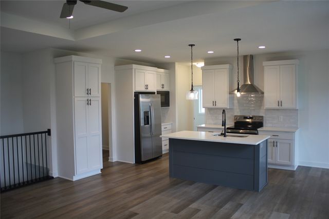 65 NW Hidden Knoll, Waukee, IA 50263