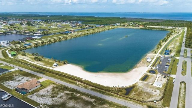 4621 NW 36th PL, Cape Coral, FL 33993