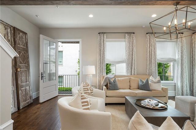 351 S Esplanade, Alpharetta, GA 30009