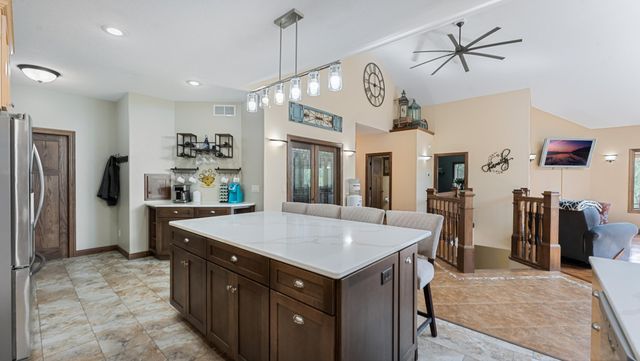 3191 Crestwood Drive NE, Alexandria, MN 56308