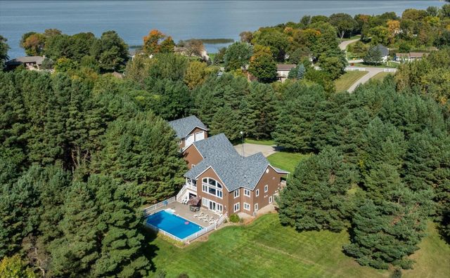 3191 Crestwood Drive NE, Alexandria, MN 56308