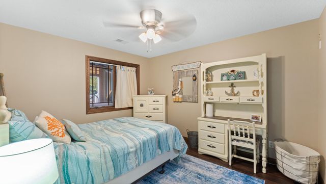 3191 Crestwood Drive NE, Alexandria, MN 56308