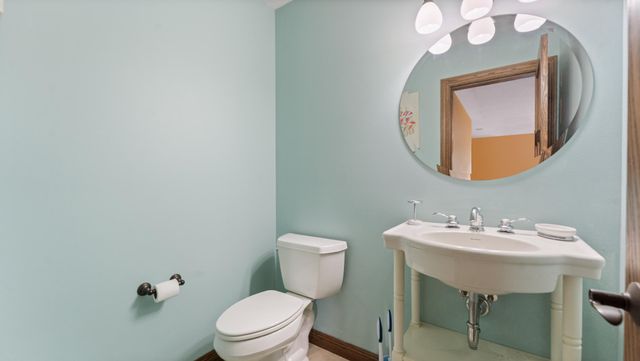 3191 Crestwood Drive NE, Alexandria, MN 56308