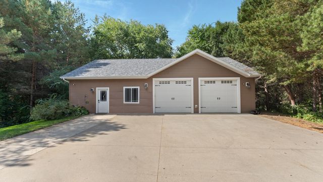 3191 Crestwood Drive NE, Alexandria, MN 56308