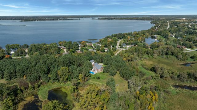 3191 Crestwood Drive NE, Alexandria, MN 56308