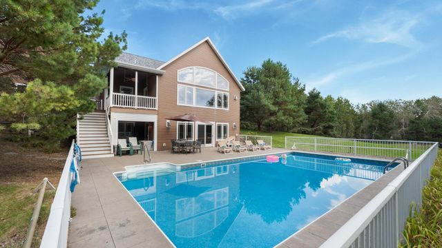 3191 Crestwood Drive NE, Alexandria, MN 56308