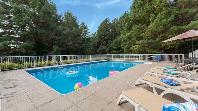 3191 Crestwood Drive NE, Alexandria, MN 56308