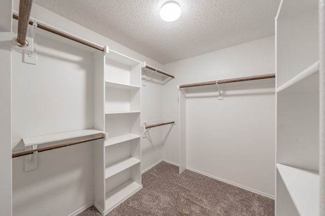 923 Mckavett Drive, Burleson, TX 76028