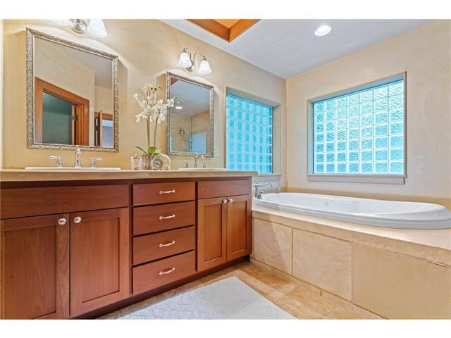 1211 Lonsdale Boulevard E, Northfield, MN 55057