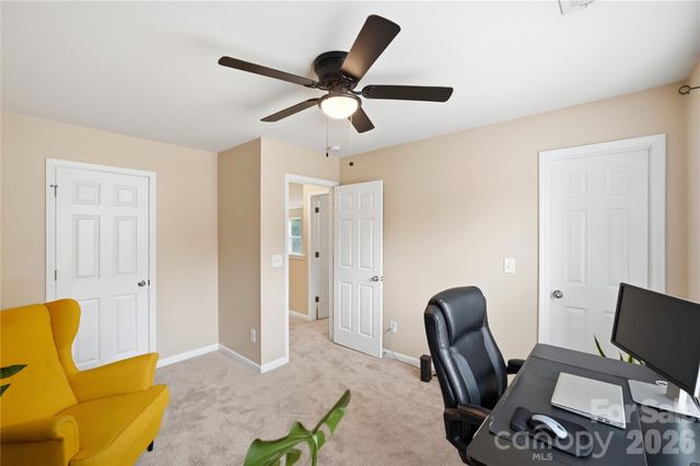 4613 Craigmoss Lane, Charlotte, NC 28278