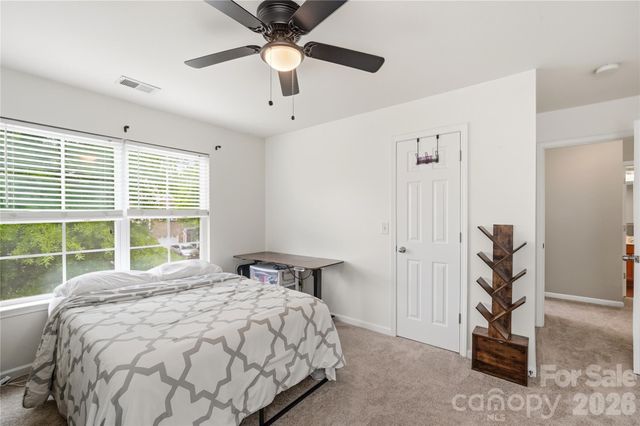 4613 Craigmoss Lane, Charlotte, NC 28278