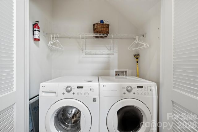 4613 Craigmoss Lane, Charlotte, NC 28278