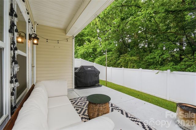 4613 Craigmoss Lane, Charlotte, NC 28278