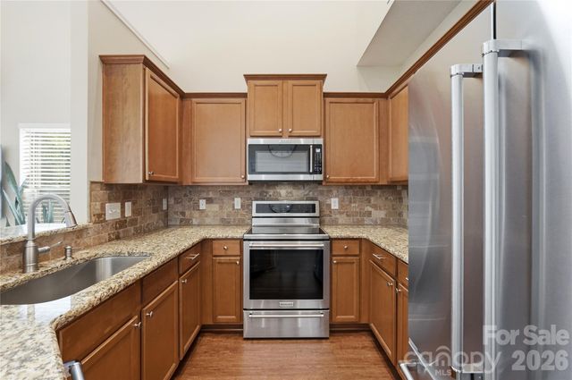 4613 Craigmoss Lane, Charlotte, NC 28278