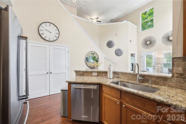 4613 Craigmoss Lane, Charlotte, NC 28278