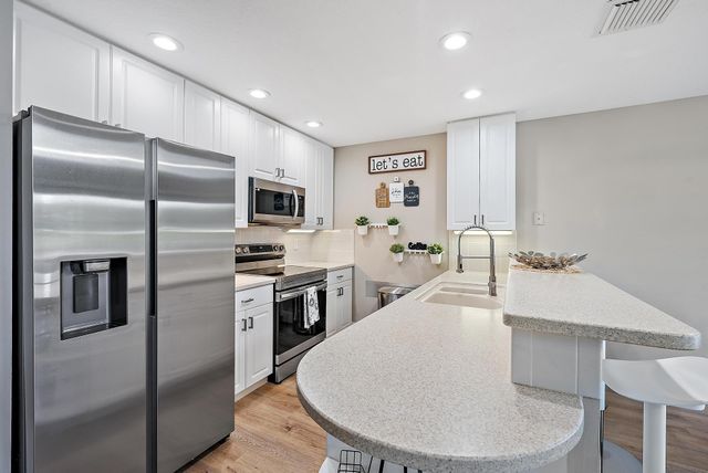 12803 Woodmill Drive, Palm Beach Gardens, FL 33418