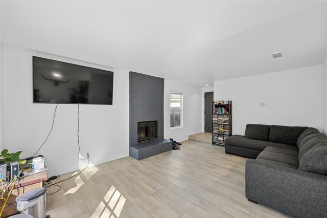 6101 Asa DR, Austin, TX 78744