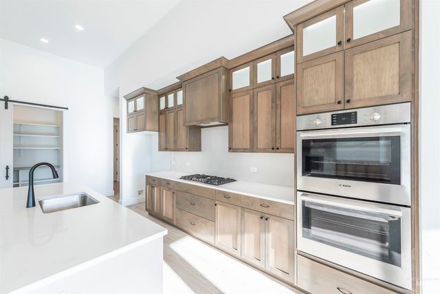 82 E Jarvis St., Meridian, ID 83642