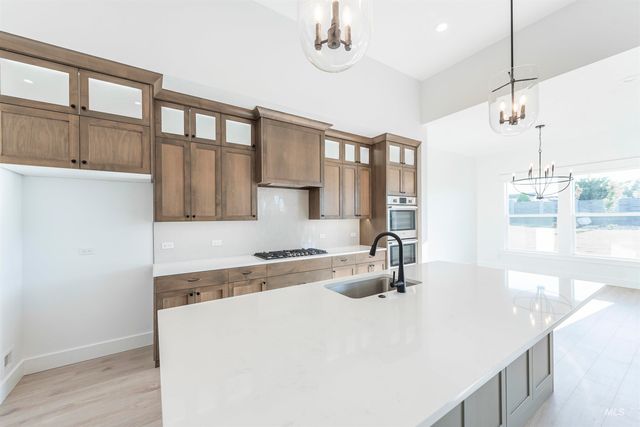 82 E Jarvis St., Meridian, ID 83642