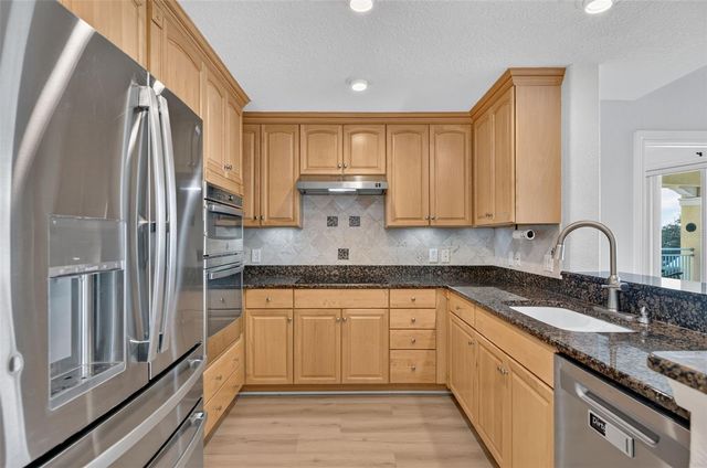 700 N OSCEOLA AVENUE 406, Clearwater, FL 33755