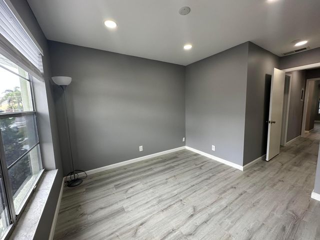 139 Deerfield Court, Jupiter, FL 33458