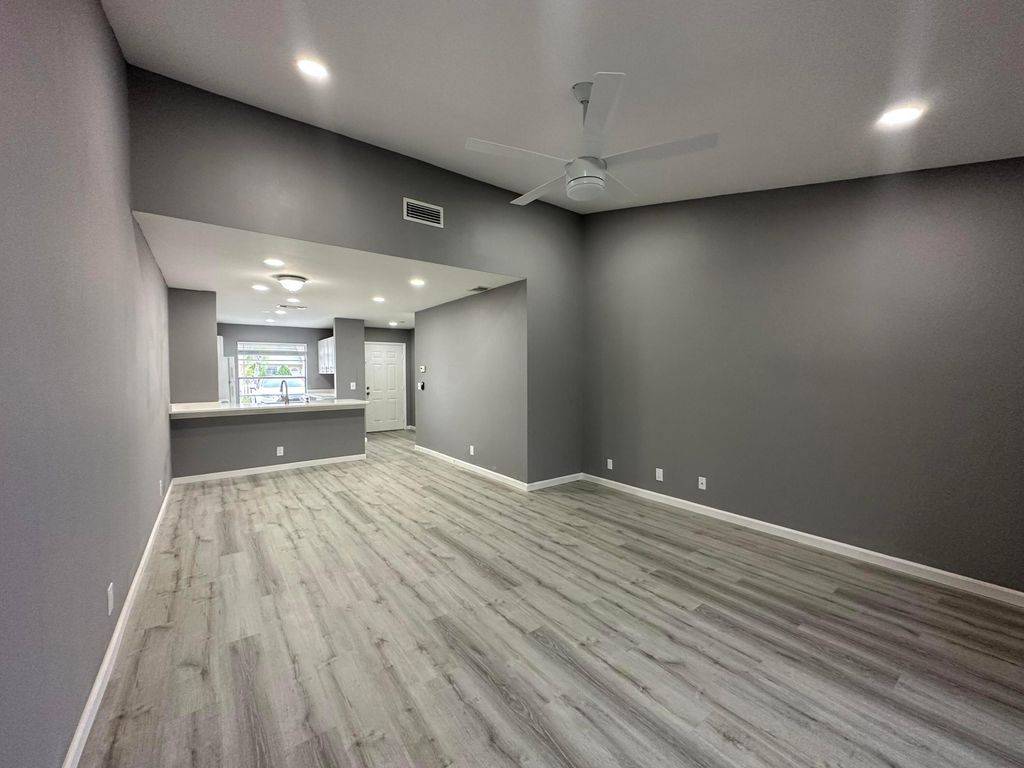 139 Deerfield Court, Jupiter, FL 33458