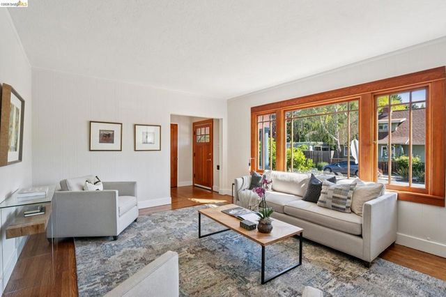 2520 Mcgee Ave, Berkeley, CA 94703