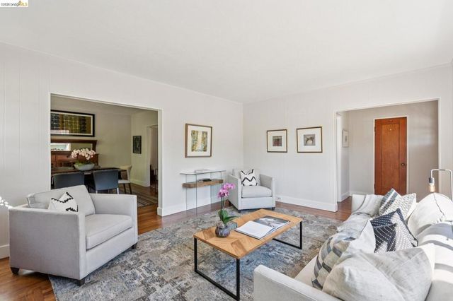 2520 Mcgee Ave, Berkeley, CA 94703