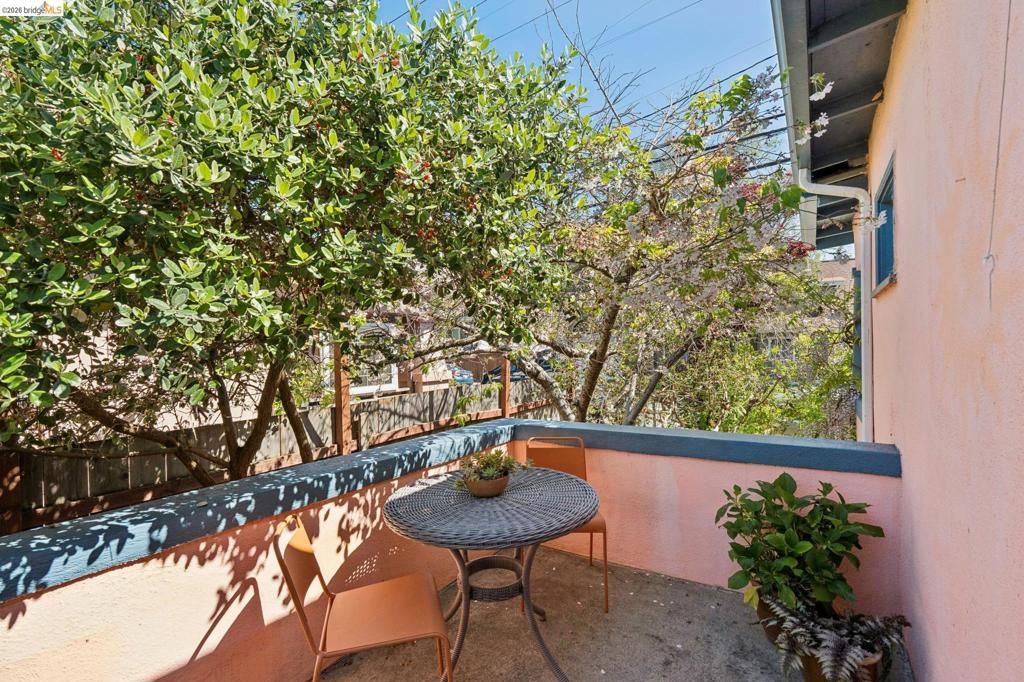 Image 22 of property listing at 2520 Mcgee Ave, Berkeley, CA 94703
