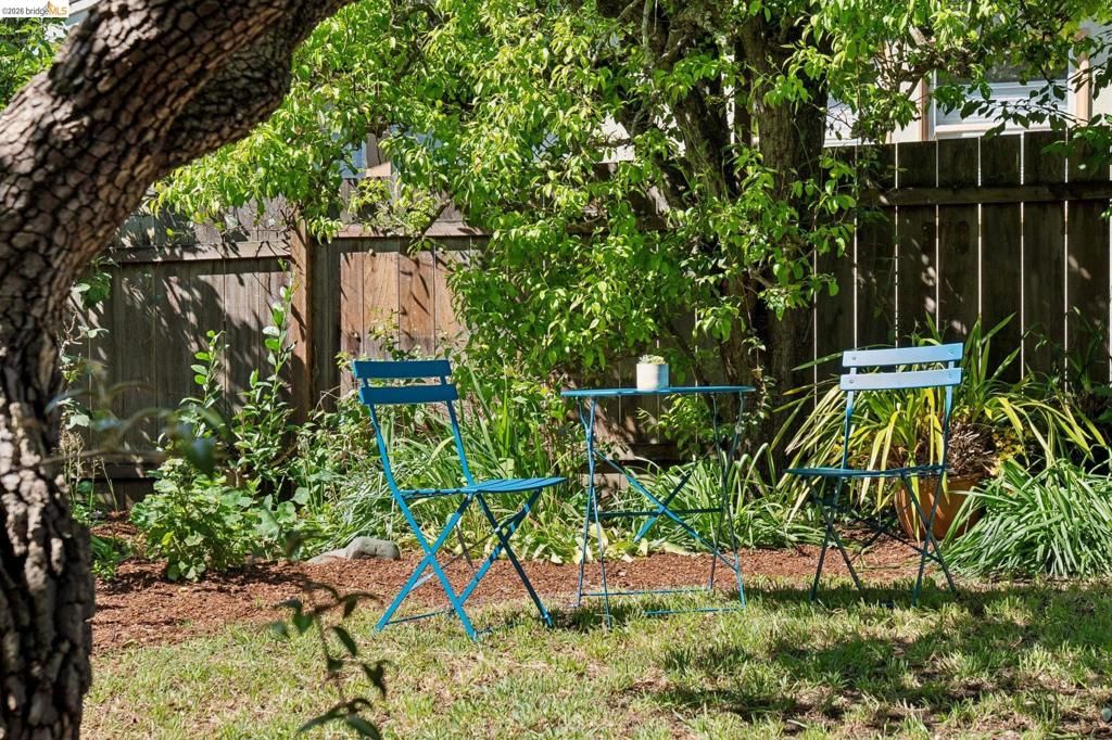 Image 25 of property listing at 2520 Mcgee Ave, Berkeley, CA 94703