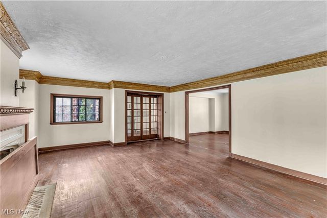 3232 Warrington Road, Shaker Heights, OH 44120