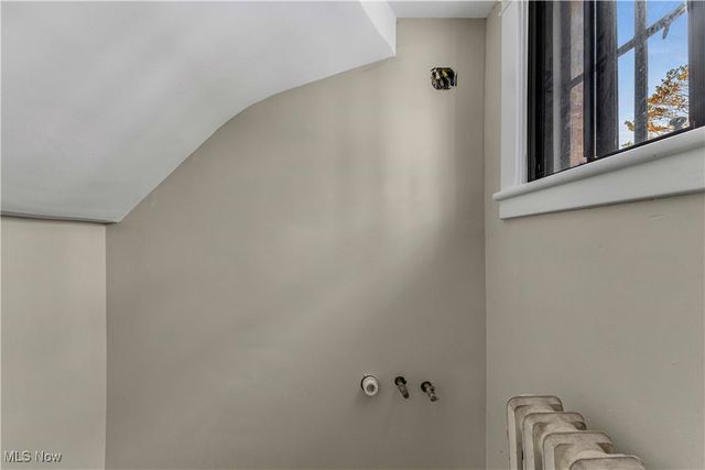 3232 Warrington Road, Shaker Heights, OH 44120