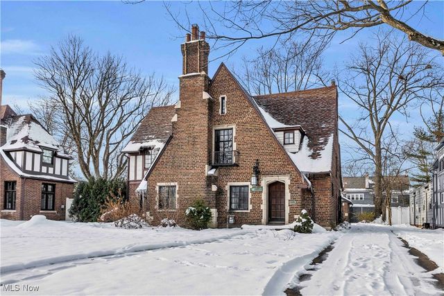 3232 Warrington Road, Shaker Heights, OH 44120