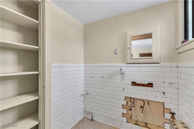 3232 Warrington Road, Shaker Heights, OH 44120