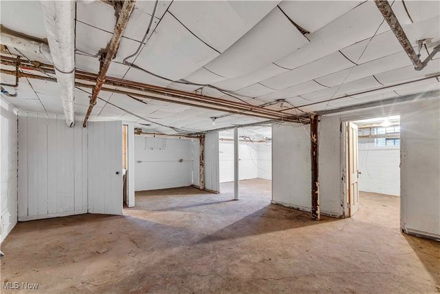 3232 Warrington Road, Shaker Heights, OH 44120