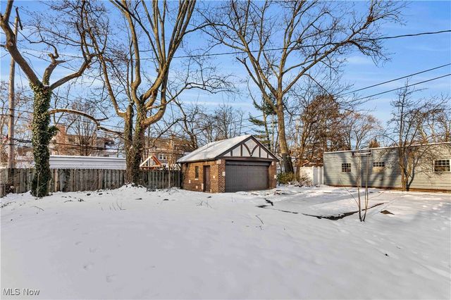 3232 Warrington Road, Shaker Heights, OH 44120