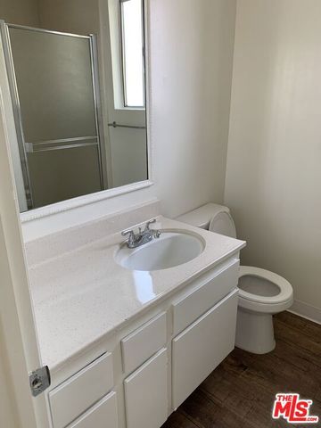 11525 Rochester Avenue 204, Los Angeles, CA 90025