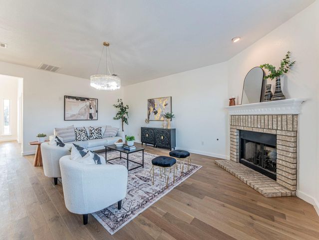 160 Pine CV, Kyle, TX 78640