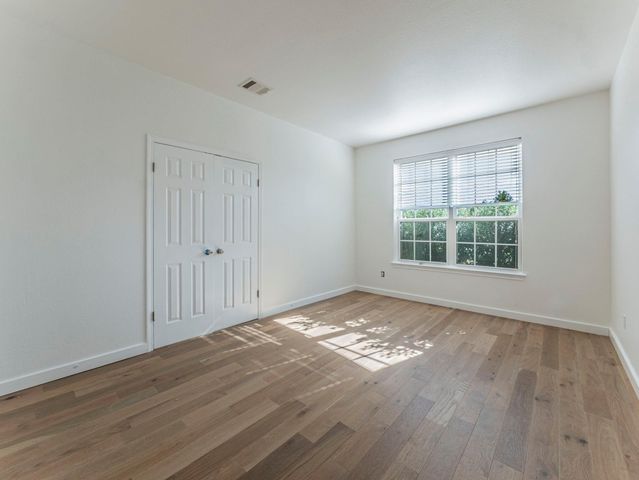 160 Pine CV, Kyle, TX 78640