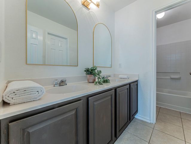 160 Pine CV, Kyle, TX 78640