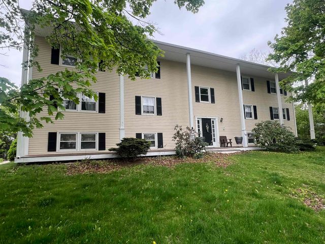140 Cass St Unit A, Portsmouth, NH 03801