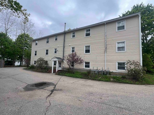 140 Cass St Unit A, Portsmouth, NH 03801