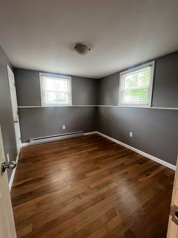 140 Cass St Unit A, Portsmouth, NH 03801