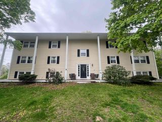 140 Cass St Unit A, Portsmouth, NH 03801