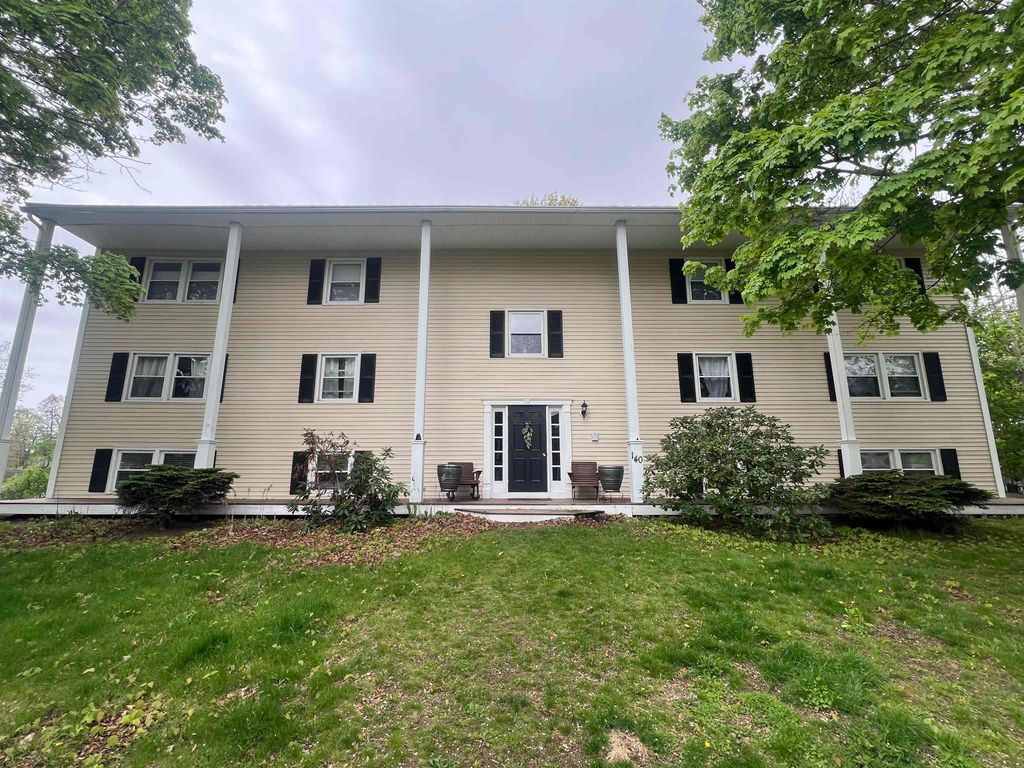 140 Cass St Unit A, Portsmouth, NH 03801