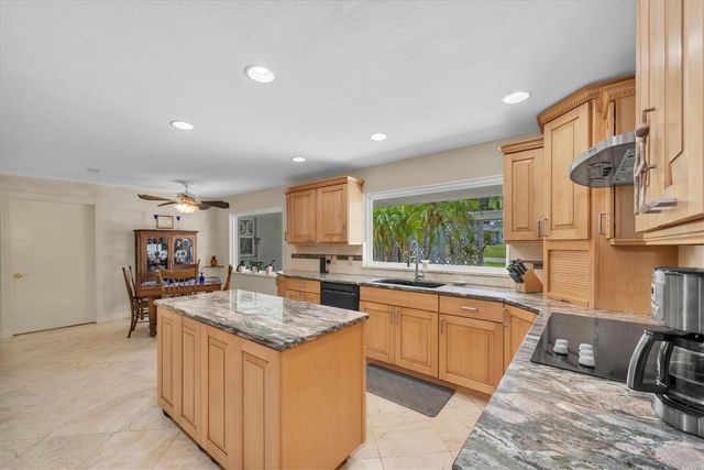 1350 FAIRWAY DRIVE, Dunedin, FL 34698