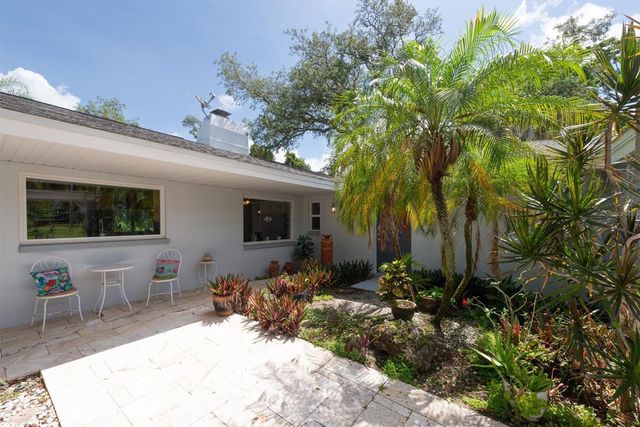 1350 FAIRWAY DRIVE, Dunedin, FL 34698