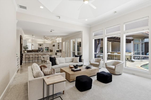 5825 Dove Creek Lane, Plano, TX 75093