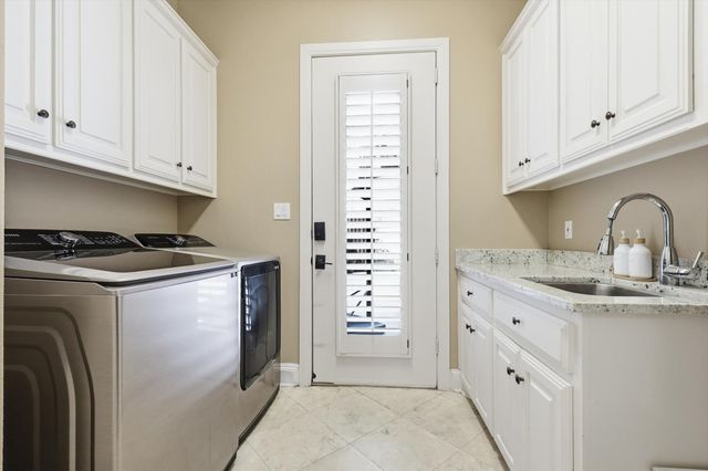 5825 Dove Creek Lane, Plano, TX 75093